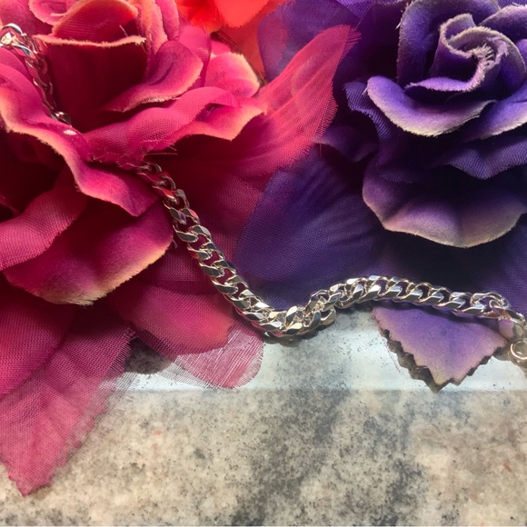 ♥️BRAND NEW 925 Stylish Silver curb link Chain Bracelet. - Picture 5 of 5